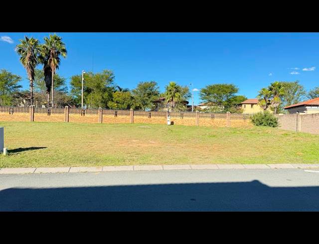LAND FOR SALE IN BLUE VALLEY GOLF ESTATE